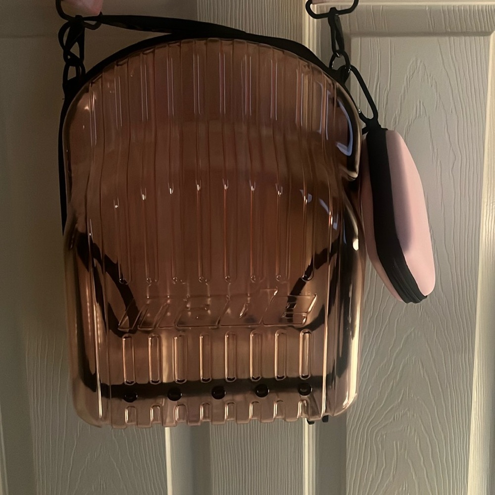 made by erick hat carrier